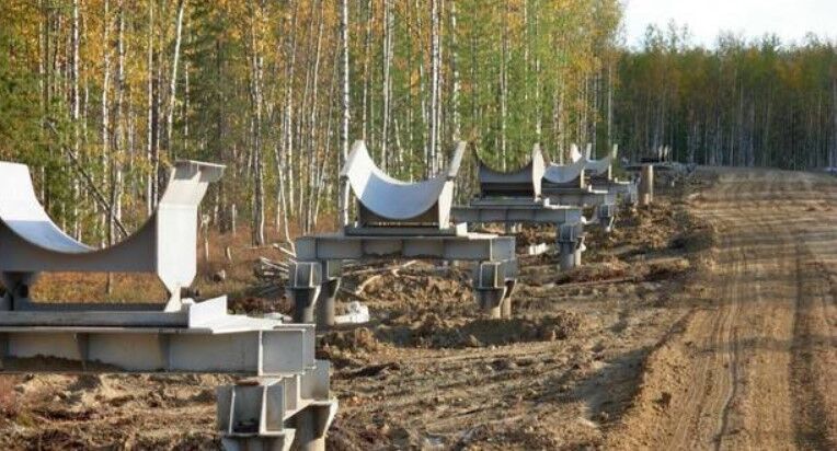 Криогенные опоры трубопроводов. Продольно подвижная опора трубопровода. Металлические опоры для трубопроводов. Опоры для надземного трубопровода ф108. Опора нефтепровода.