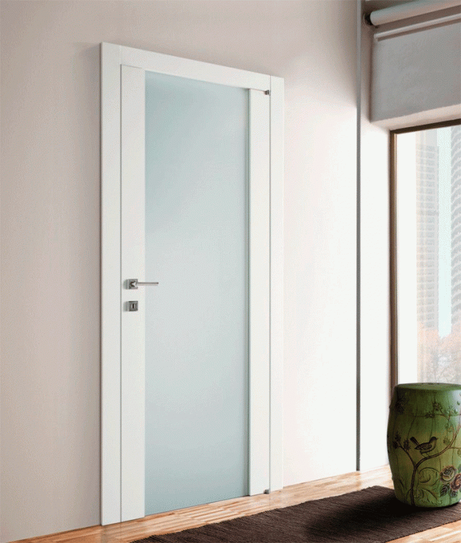 Дверь для кухни из триплекс стекла