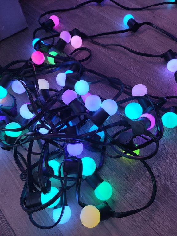 Гирлянда "Шарики" 4,5 см, RGB, 220 В, IP65, разноцветная