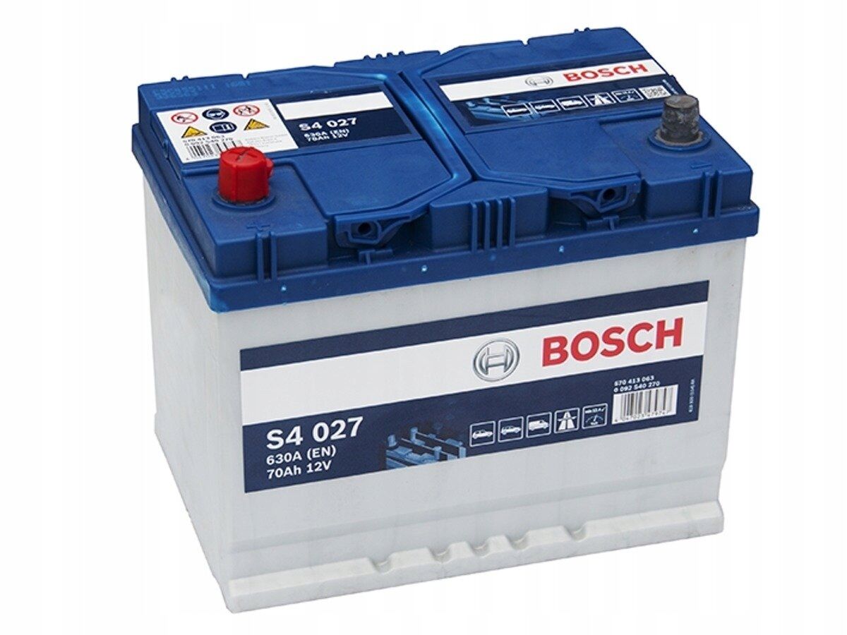 Стоит аккумулятор. 0092s40270 Bosch. Bosch s4 027 70l 630a. Bosch Asia s4 026 70 Ач. Bosch Asia Silver s4 026 70 Ач 630 а Обратная полярность.