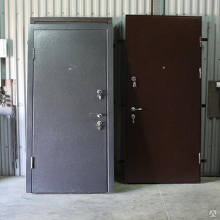 Дверь входная металлическая - два листа из легированной стали толщиной 2-3 мм 