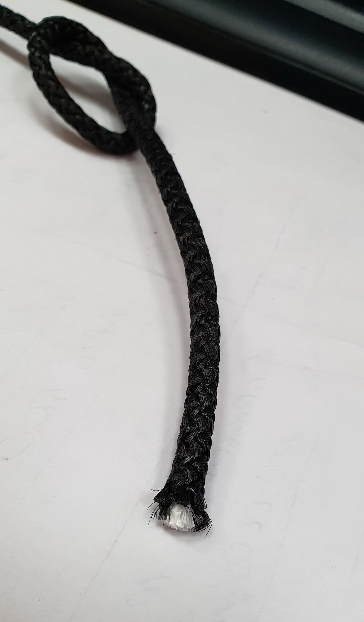 Шнур вязаный полипропиленовый 4 мм черный 100 м 2