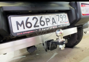 Фаркоп оцинкованный Suzuki Jimny 2019- с накладкой с надписью Jimny крюк легкосъемный под квадрат 50х50