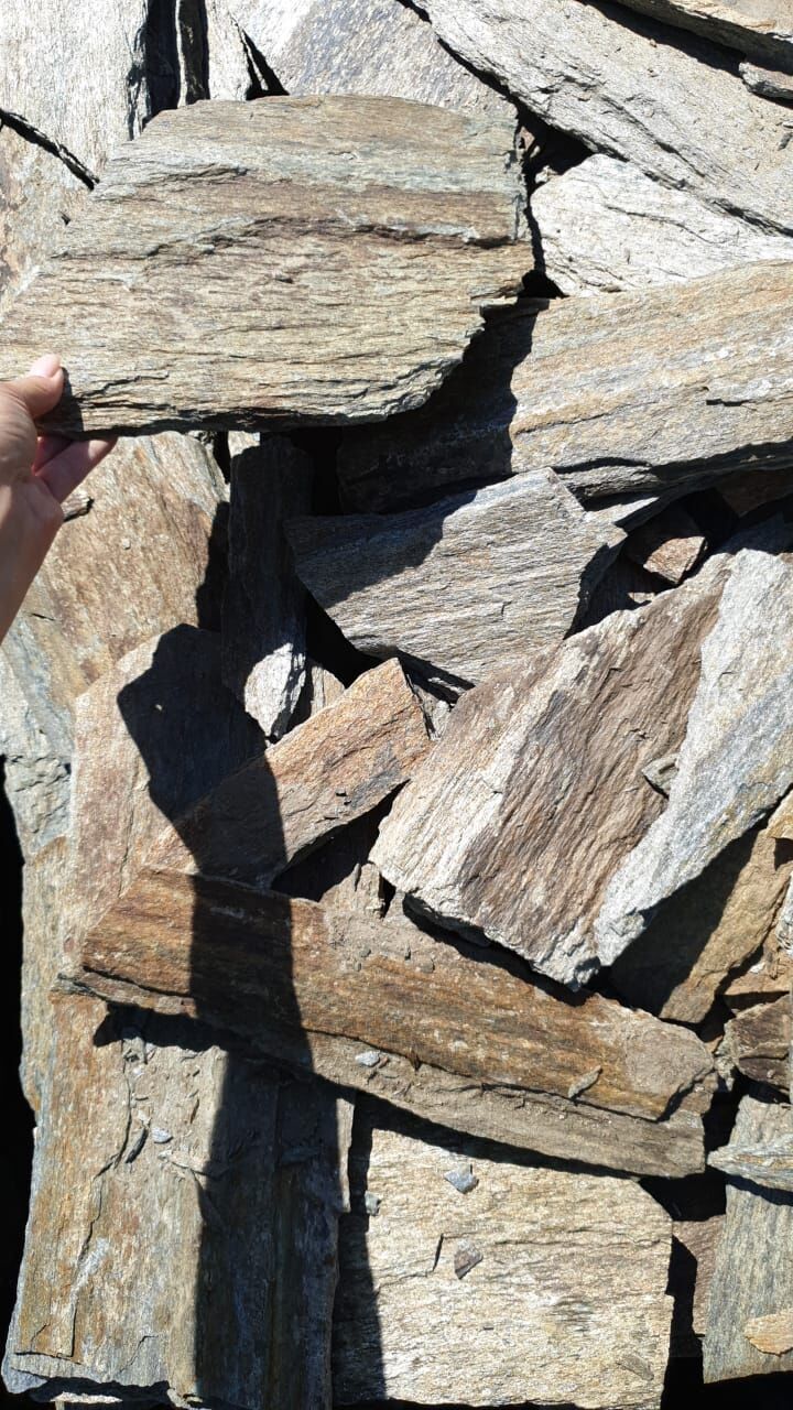 Камень Златолит Старая Англия 1,5-2,5 см