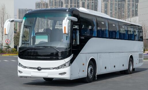 Автобус туристический YUTONG 6127 (дизель) пассажировместимость 55+1+1+ стоячие места новый