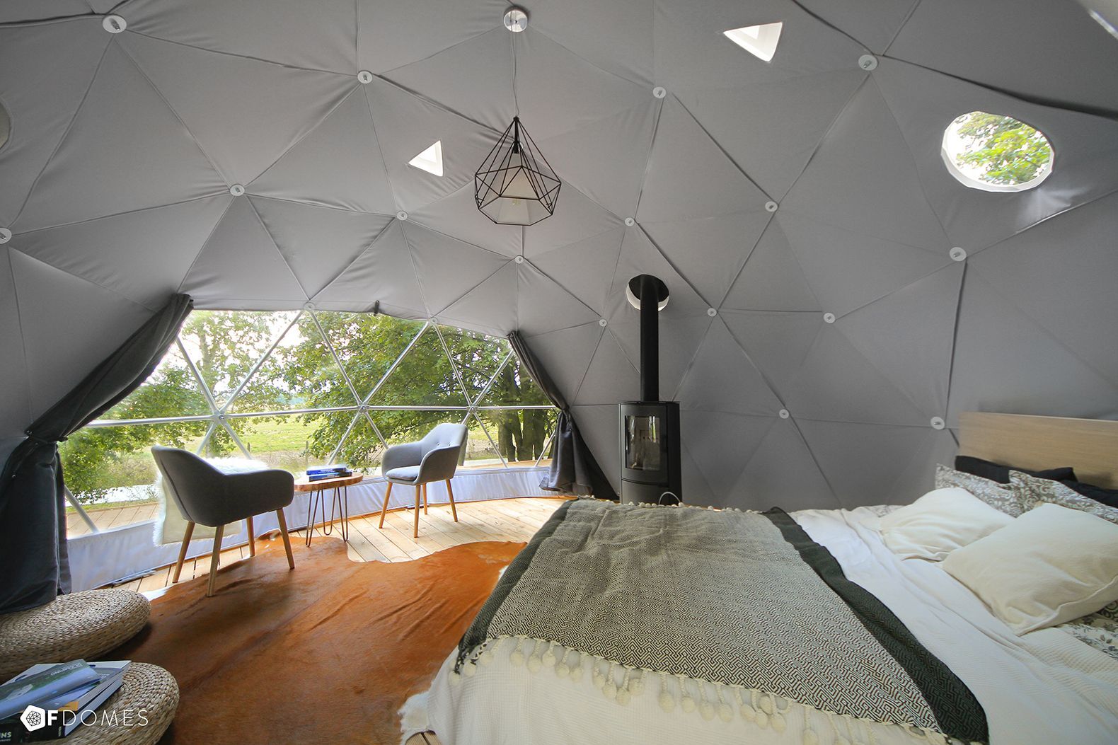Сферы и дома для глэмпинга, купольные шатры #6