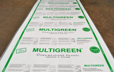 Сотовый поликарбонат 4 мм прозрачный торговой марки MULTIGREEN, предназначен для теплиц, парников, как техническое ограждение.