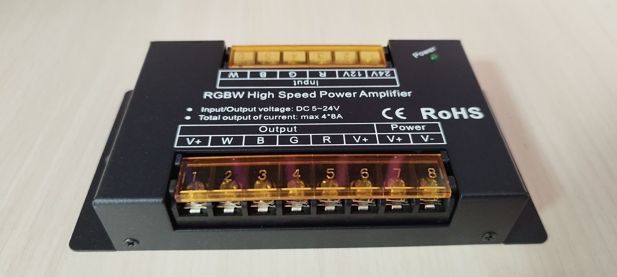 Усилитель RGB+W 5-24V, 32A 2